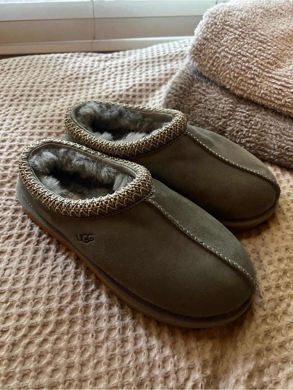 UGG Tasman Slippers for Women
